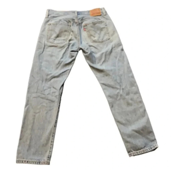 Levi’s 501 tapered button fly jeans Ripped knees Light wash Women’s size 26 - Picture 3 of 15